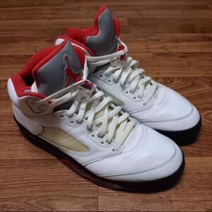 *NIKE AIR JORDAN 5 Retro "Fire Red" White Black Silver(DA1911-102) Sneaker SZ 13